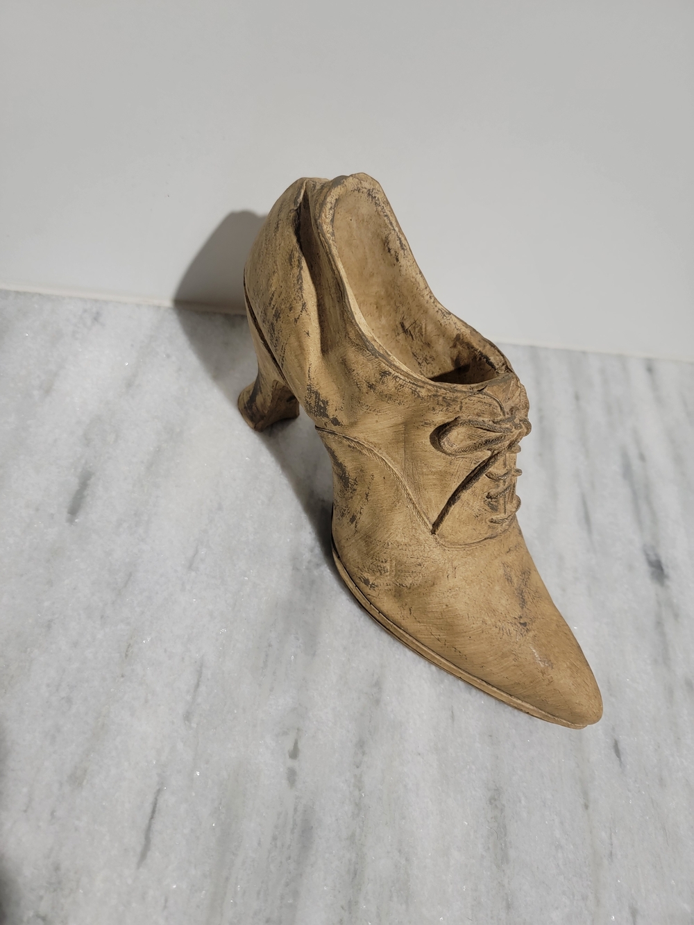 Ceramic  Statue Lace-Up Heeled Oxford - Classic Vintage Style